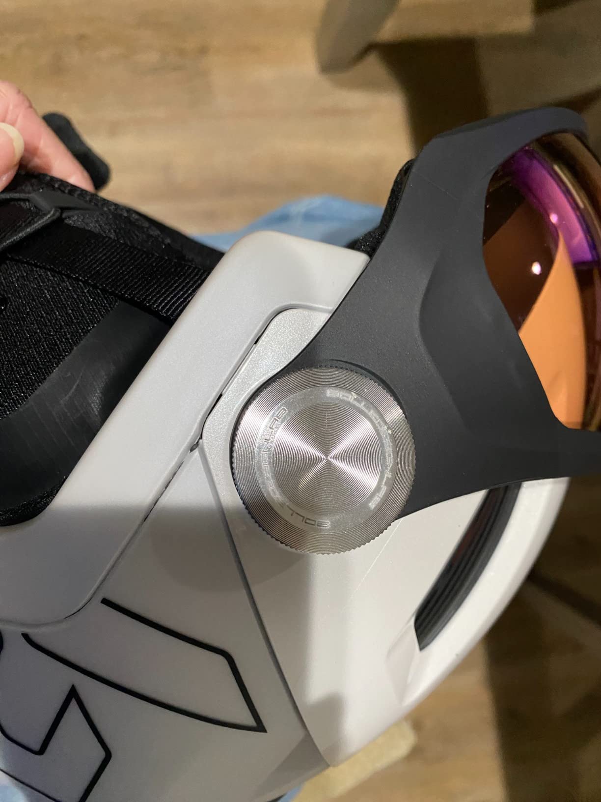 Très bon casque, visière pratique