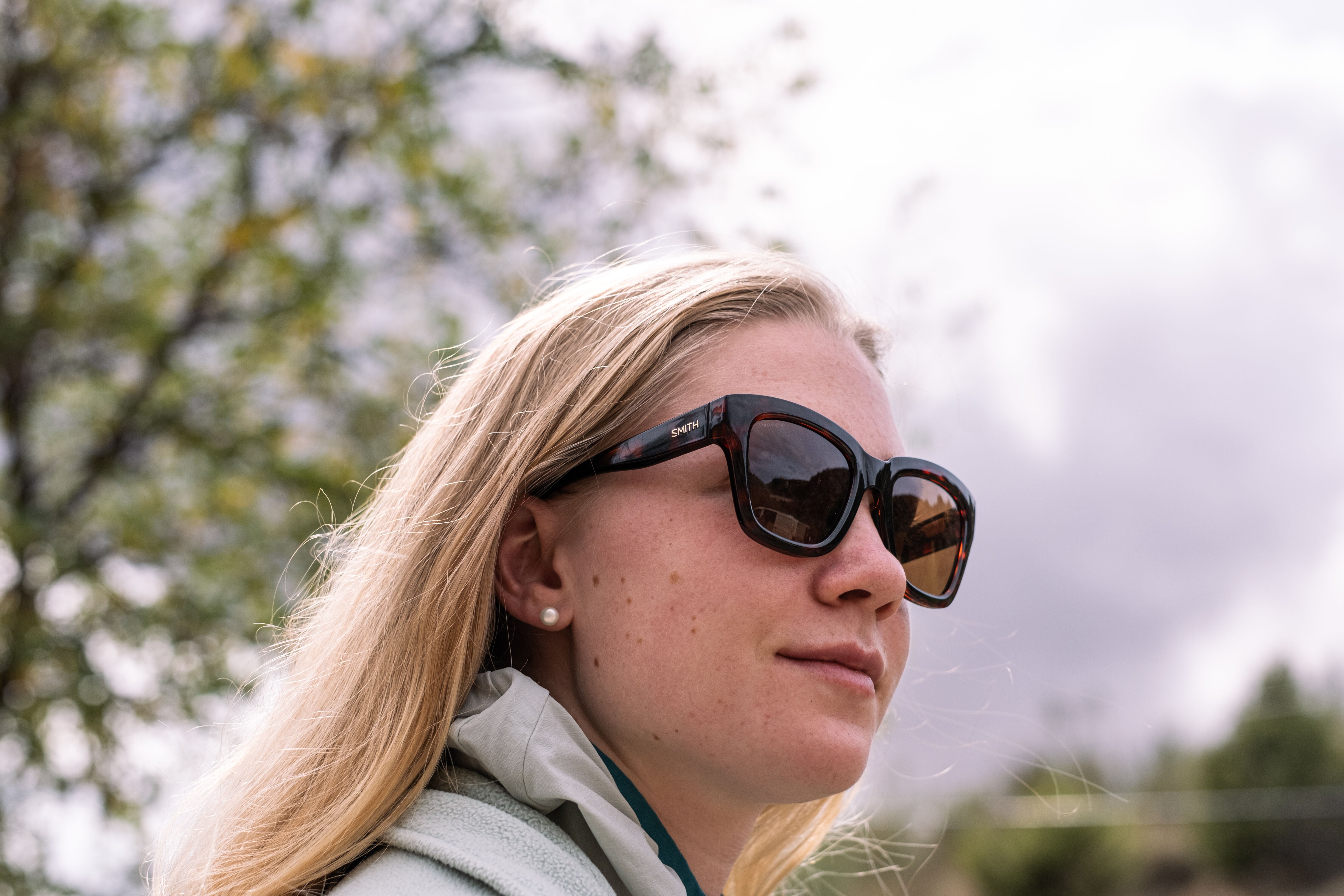 smith-sway-lunettes-de-soleil-femme-cat-eye-oversize image 4