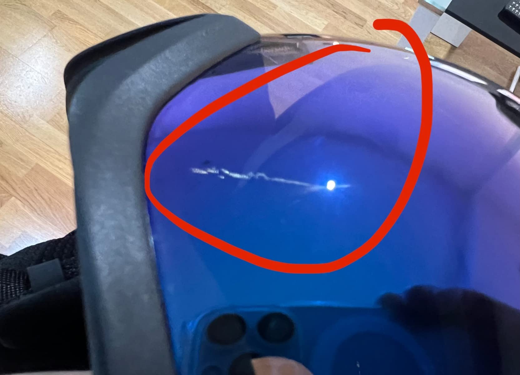 Bien mais visière fragile ?