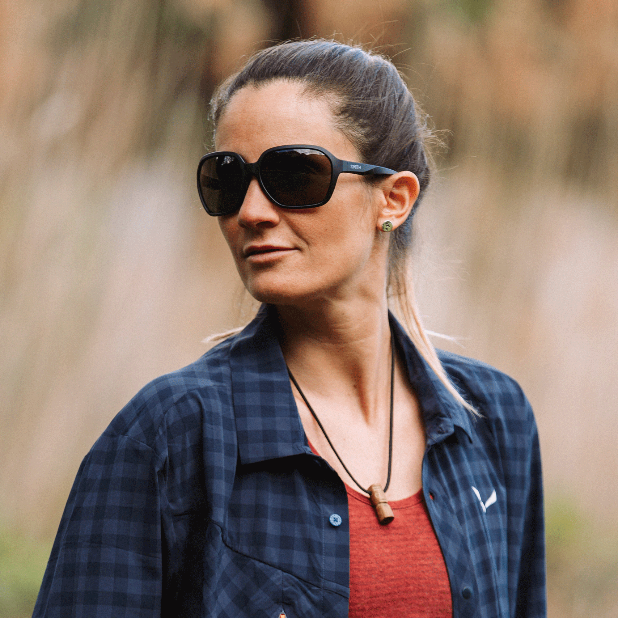 smith-whitney-lunettes-de-soleil-femme-chromapop-polaris image 4